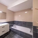 Le Miroir Du Leman شقة *